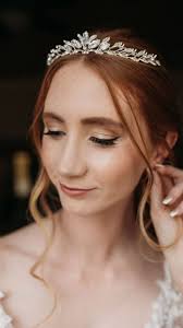 Talk about rewarding KSEE24 has launched a new app and they asked me to do  my own podcast... The Leslie Hayes Show What started as a love for people,  storytelling, and unforgettable