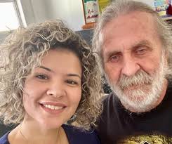 She was born in 1970s, in generation x. Emanuel Gurgel Tera Historia Contada Em Uma Biografia Portal Gcmais