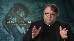 Ayant vu ce film en version originale, j'ai été affligé par sa banalité et l'alignement des lieux communs les plus prévisibles sur le thème de la différence. La Forme De L Eau La Javanaise Et Troll Hunters L Interview Popopop De Guillermo Del Toro Youtube