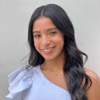 Jessica Bashara's Instagram, Twitter & Facebook