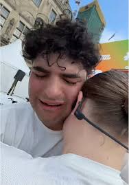 Emotionele afsluiting van de marathon voor Opa Henny