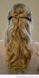 Wonderful Long Blonde Curls With A Braid Hair Styles Cool Hairstyles Hair