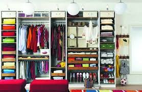 Ordnung Im Kleiderschrank 7 Geniale Beispiele Fur Mehr Uberblick Ikea Pax Schrank Kleiderschrank Aufbewahrung Kleiderschrank