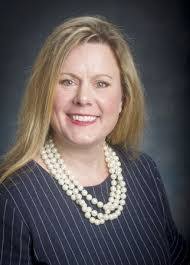 Courtney Bentley's Instagram, Twitter & Facebook