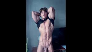 Fitness influencer showing off big cock