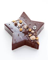 Christophe Michalak Etoile Du Nouvel An Praline Noisette Et Fruit De La Passion Folie Gust Christophe Michalak Patisserie Christophe Michalak Michalak