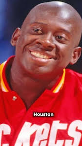 🏀🇻🇪 Carl Herrera: El ícono del baloncesto venezolano. Aunque nació en  Trinidad y Tobago, llegó a Venezuela con apenas meses de vida para hacer  historia. , Carl fue el primer criollo en la NBA, donde ...