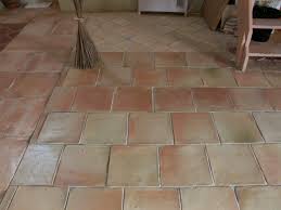 Achat De Carrelage En Terre Cuite Achat De Beton Cire Traitement De Terre Cuite Les Rustiers Beton Cire Carrelage Carrelage Terre Cuite Beton Cire Cuisine