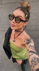 Hiiii Is this thing on?? #slc #fitcheck #tattoos