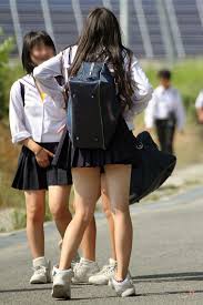 ミニスカJKのパンチラ画像がエロすぎてめっちゃ抜けるｗｗｗｗｗｗｗｗｗｗｗｗｗｗ | 素人エロ画像やったる夫