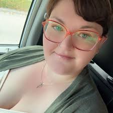 Hope the title of the movie is behind that door… Here's your hint for the  second movie: 🤠📹📡🌾🛫 Comment your guesses then invite a friend to bring  to Week 2 of At