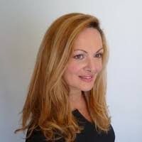 Rachelle Bowers's Instagram, Twitter & Facebook