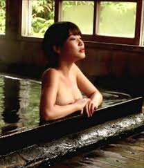 岸明日香のヌード、水着グラビア画像239枚｜爆乳乳首がポロリ！ | エロネタ画像庫