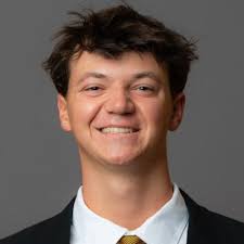 Mac Lewis (@MacLewis2023)