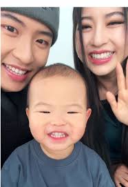 Ellen and Brian Peek A Boo