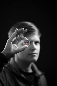 Blinking eye-on-a-chip used for disease modeling and drug testing