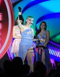 Community Over Competition: The 2023 XBIZ Creator Awards Show Lights up  Miami - XBIZ.com