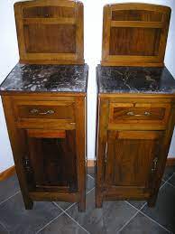 Vendo 2 Comodini Antichi Con Marmo In Ottime Condizioni Tenuti Benissimo Molto Belli Misure Altezza Con Spalliera 116 Cm Senza 8 Comodini Marmo Candelabro