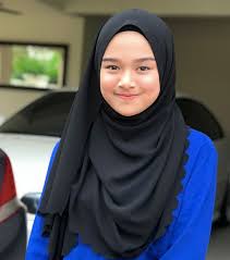 Bertuah betul marissa dania kerana memiliki paras yang cantik. Nak Jadi Menantu Norman Hakim Ini Syaratnya