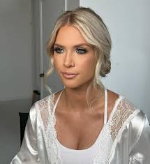 madisonjaneofficial is absolutely UNREAL. 🫶🏽🫶🏽 And this stunning updo  by @beautybyhaleygarber 😍 Had so much creating this smoky, sultry glam. As  much as I love a rosy lip, pale nude lips will