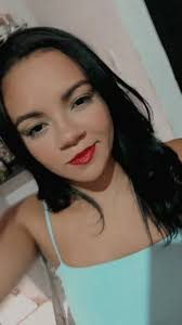 Instagram 用户 Thalia Andrade