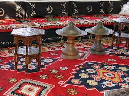 Geleneksel Turk Evlerinde Ic Mekanlar Geleneksel Turk Evleri Turk Ev Dekorasyon Ornekleri Ev Dekorunda Eski Tu Turkey Decor Turkish Architecture Turkish Art