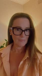 Support and Relationships in Seinfeldisms Context