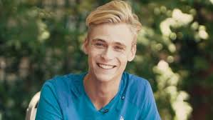 Character guide for demain nous appartient's césar robert. Demain Nous Appartient Un Personnage Deja Dans La Serie Va Annoncer Qu Il Est Transgenre Melty