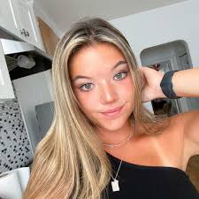 Veronica Theobald (@veronicatheoo) • Facebook