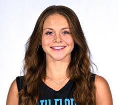 Kimberley Boone's Instagram, Twitter & Facebook