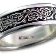 I Have This Ring Claire S Wedding Ring Outlander Outlander Ring Outlander Book Series