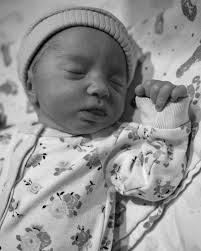 We couldn't be more excited that this little girl has made her grand  entrance into the world. She is absolutely perfect! . . . . #newborn  #babygirl #kaidynann