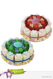 Zauberhafte Fruchtgummitorte Fur Alle Leckermaulchen Danato Fruchtgummi Torte Sussigkeiten Fruchte Geschenkideen Sussigkeiten