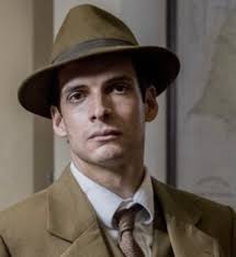 Fabrício Belsoff interpreta Rafael Antunes em Além da Ilusão