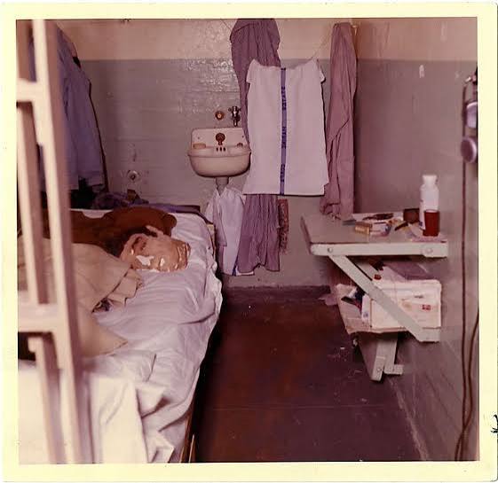 Is one of the infamous 1962 Alcatraz escapees still alive? Letter sparks  debate
