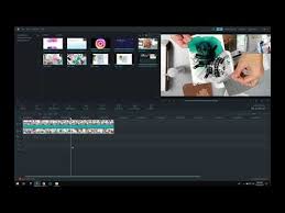 How To Video Editing How To Add A Small Video Into Your Main Video Youtube Video Editing Youtube Ads