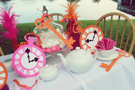 Stencil black and white diamonds on the wall, use accent the alice in wonderland bedroom theme with fun novelty teapot themed accessories. Of The Best Alice In Wonderland Party Ideas That Will Impress Your Friends Photo Gallery Decoratorist