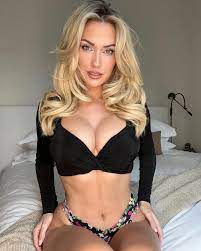 Paige Spiranac makes OnlyPaige after being bombarded by fan requests and  treats followers to sexy selfie 