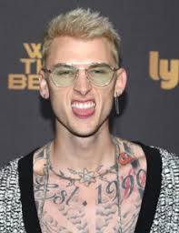 In feet, that's around 6 ft 3.5 in, making him one of the tallest in the game right now. Machine Gun Kelly Age Facts Wiki Bio Net Worth Affairs Height Daughter