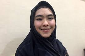 Ria ricis terlahir dengan nama lengkap ria yunita. Ayah Oki Setiana Dewi Dan Ria Ricis Meninggal Saat Sedang Tidur Kumparan Com