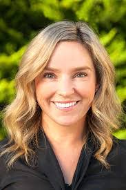 Tanya Mason's Instagram, Twitter & Facebook