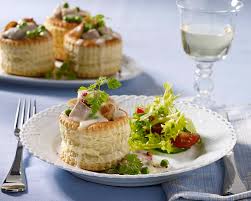 Koniginpasteten Mit Ragout Fin Rezept Lecker