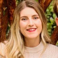 Hannah Sharon's Instagram, Twitter & Facebook