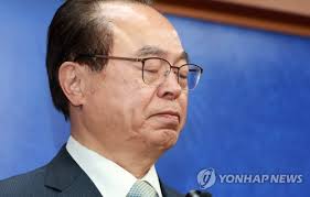 큰 영광 청와대行 '유퀴즈' 변호사 김한규 누구? ì§€ê¸ˆë³´ë‹ˆ ì—„ì²­ ì´ìƒí–ˆë˜ ë¶€ì‚°ì‹œìž¥ ì˜¤ê±°ëˆ íšŒì‹ ì‚¬ì§„ ì§€ì‹ì˜ ì •ì„