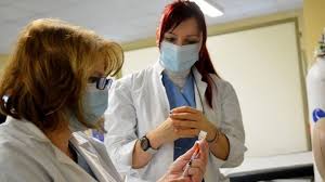 Με το αμκα θα κάνουμε εμβόλιο! Vaccination Of General Public In Greece To Start January 20