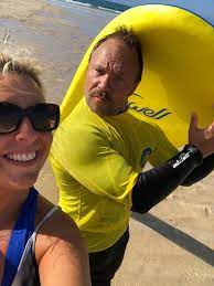 Hannah walters added a new artwork. Hannah Walters On Twitter Bumped Into Super Mario Surfing Today Stephengraham73 Tashtastic