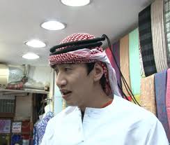 Lee Kwang Soo Tackles Speaking Arabic On Running Man Soompi Running Man Running Man Korean Kwang Soo