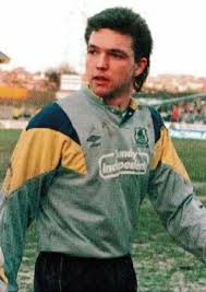 Olarak oynamak kalecimiller oynadı cephanelik, middlesbrough, west bromwich albion ve blackburn rovers.1. 5dyl4xoaev3mmm