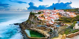 Of the 50 wet days a year the algarve experiences, most occur between november and february. Portugal Republica Portuguesa Portogallo Portugaliya Vip Services
