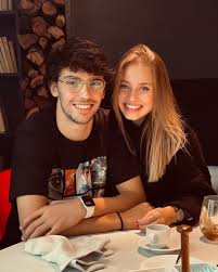 João félix sequeira (ʒuˈɐ̃w ˈfɛliks; Joao Felix E Margarida Corceiro Trocam Palavras De Amor Movenoticias